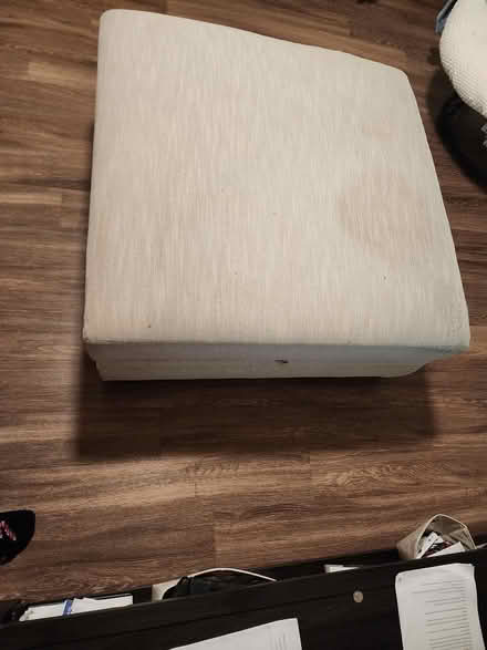 Photo of free Storage ottoman (Snellville) #1