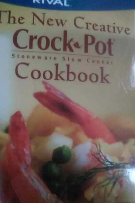 Photo of free Crock Pot Book 10031 (Hamilton Heights 10031) #1