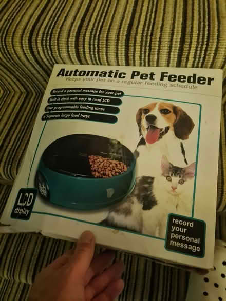 Photo of free Automatic pet feeder (hop SE23) #1