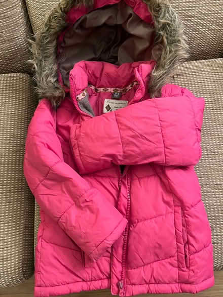 Photo of free pink girl's winter coat Zara age 5-6 (Craigmount EH12) #4