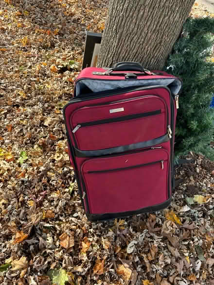 Photo of free Suitcase (Near west - Reservoir Park) #2