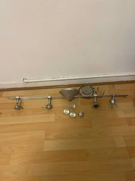 Photo of free Lights (SE15) #1