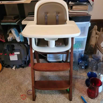 Photo of free High chair (Lakewood) #1