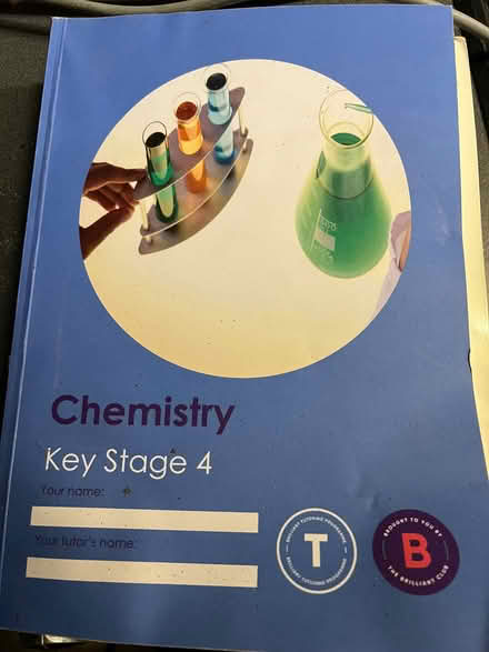 Photo of free GCSE Science revision guides (Fobbing SS17) #4