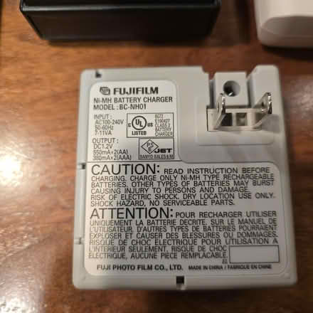 Photo of free 3 AA/AAA NiHM Battery chargers (SW Reno) #4