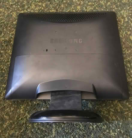 Photo of free Samsung Flatscreen Monitor (Euclid & 53) #2