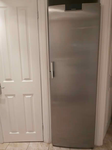 Photo of free Siemens tall fridge (MK17 9BP) #3