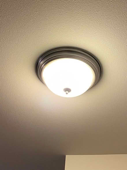 Photo of free Basic ceiling lights, 5 (Bothell, near Fernwood Elem.) #1