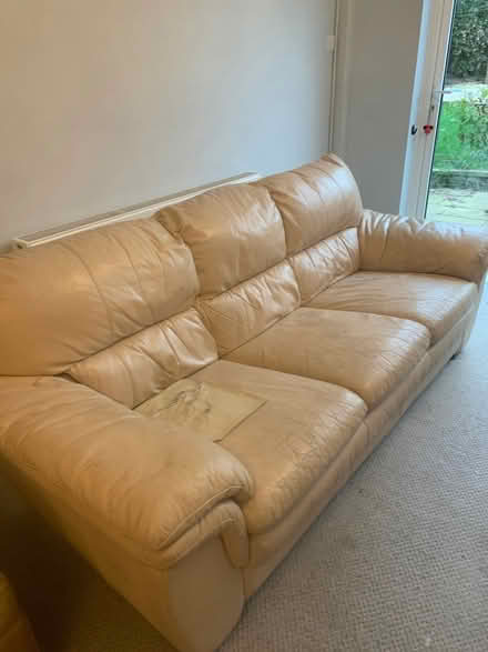 Photo of free Large sofa (DA13) #1