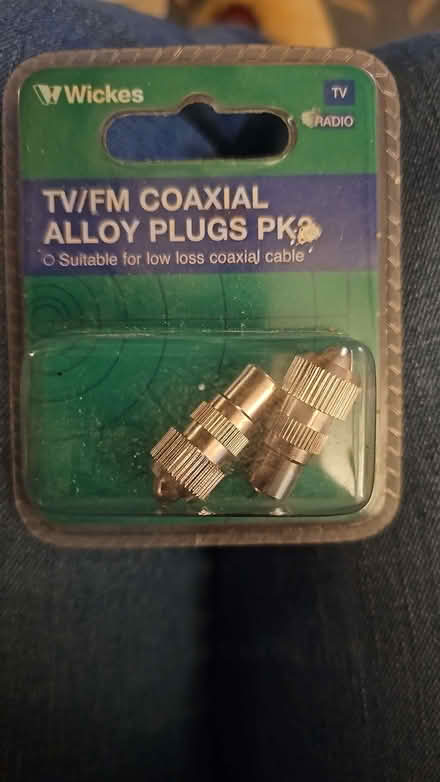 Photo of free tv/fm coaxial alloy plugs (Clapham MK41) #1