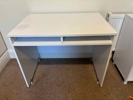 Photo of free White desk (Royal Leamington Spa CV32) #1