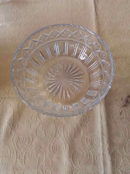 Photo of free Crystal fruit bowl (Fords Farm RG31) #3