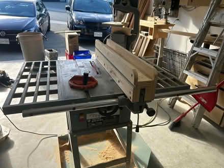 Photo of free 10” contractor saw (North Cowichan) #2