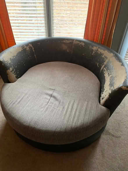 Photo of free Swivel Chair (Decatur, GA) #1