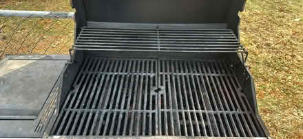 Photo of free Char-Broil Commercial Series grill (Hopkins, MN 55343) #4