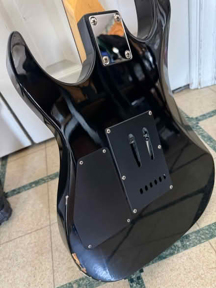 Photo of free Ibanez Electric Guitar and Amp (Maple Glen) #2