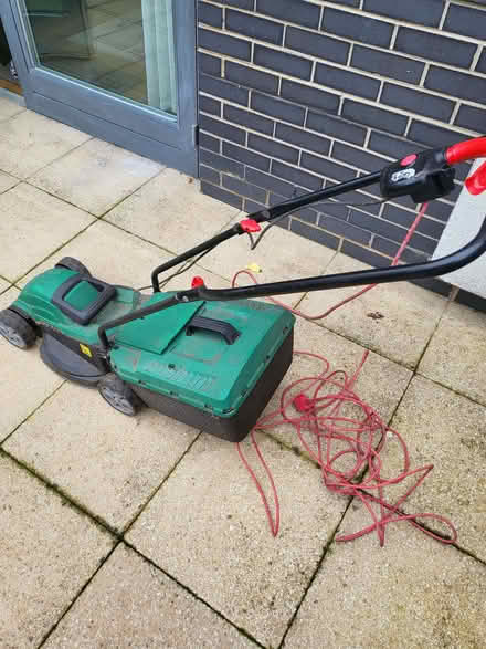 Photo of free Lawn mower, in good working condition (Chapel Wharf SO14) #3