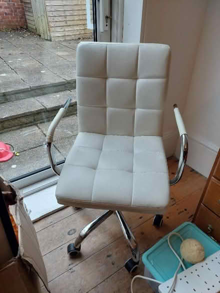 Photo of free Cream swivel office chair (Hove Green BN3) #1