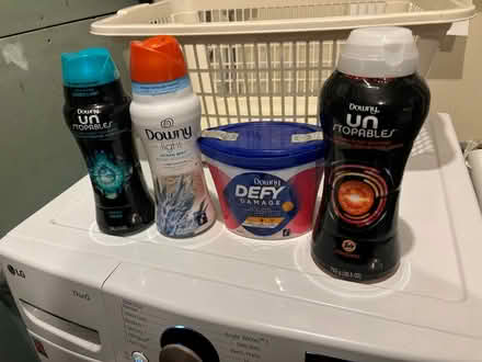 Photo of free Downy laundry supplies (Evanston north of Central) #1