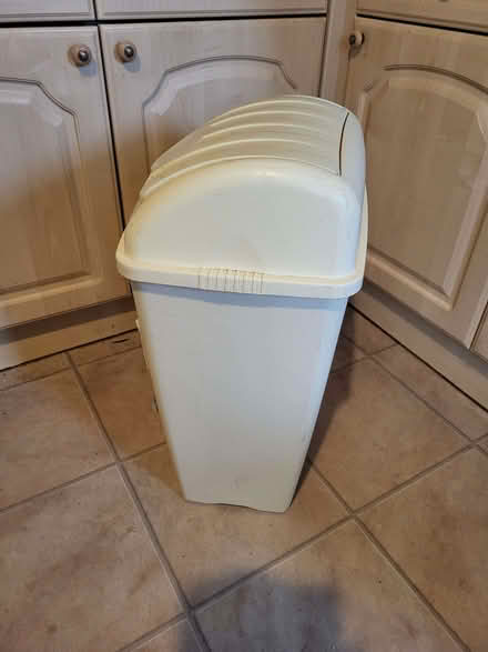 Photo of free Lightweight swing-top kitchen bin (Clive Vale TN35) #1