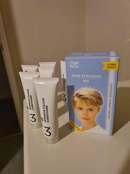 Photo of free Wella Hair Streaking Kit unused (Yarm TS15) #1