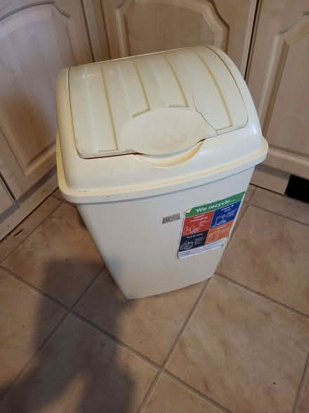 Photo of free Lightweight swing-top kitchen bin (Clive Vale TN35) #2