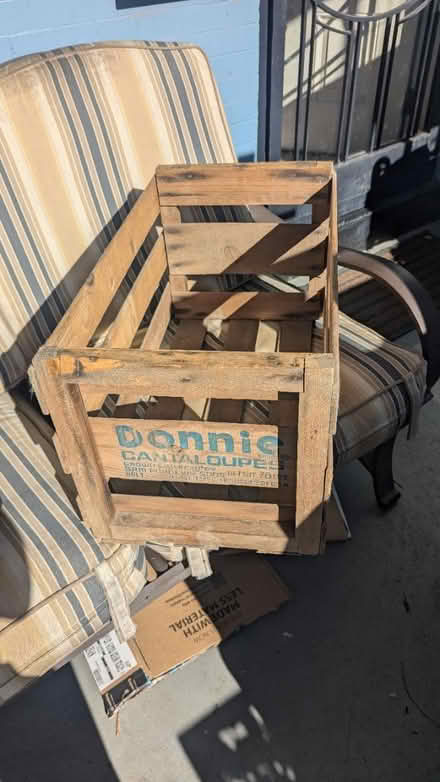 Photo of free Old wood fruit crate (Park View - Colombia Heights) #1