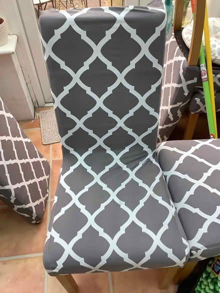 Photo of free Dining chairs (DA1) #1