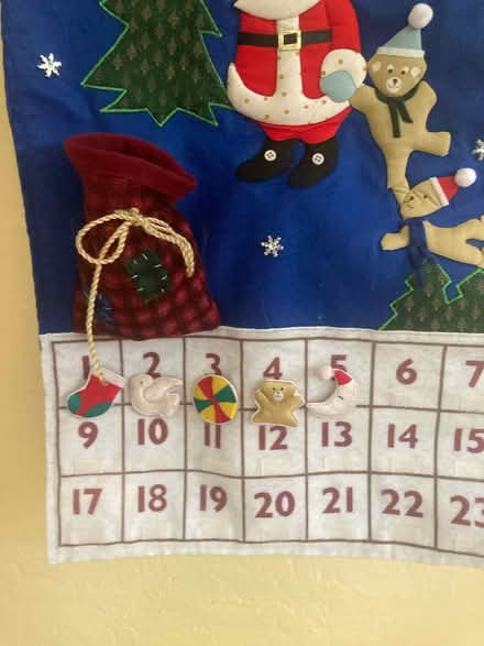 Photo of free Holiday Countdown Calendar (Highland Ave, RWC) #2