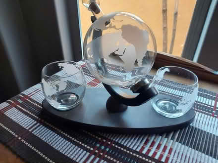 Photo of free New Globe Decanter with Two Glasses (North Phoenix) #1