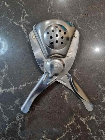 Photo of free Lemon squeezer (Weybridge KT13) #2