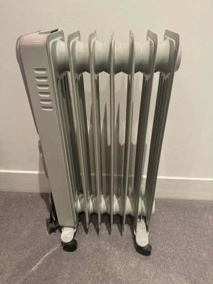 Photo of free Electric heater (Richmond TW9) #1