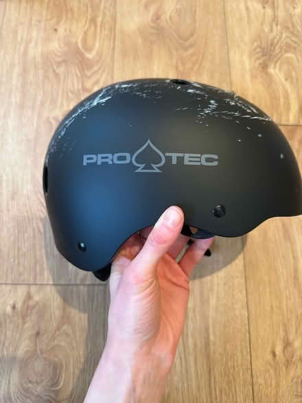 Photo of free Pro-Tech Skateboarding helmet (Handforth, SK9) #2