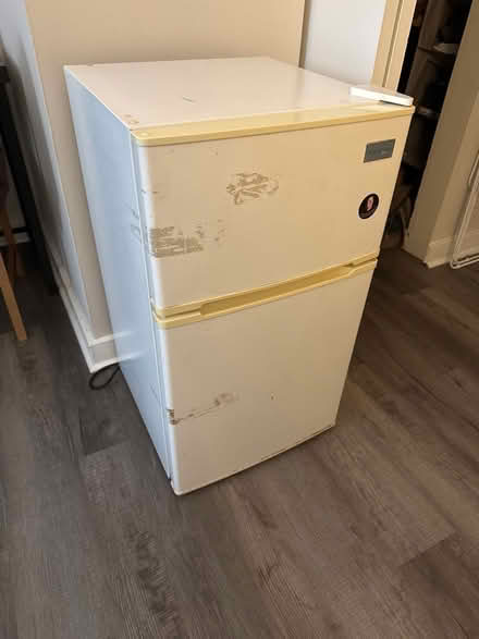 Photo of free Mini fridge + freezer (Lakeview) #1