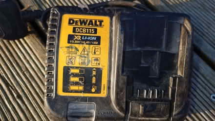 Photo of free Dewalt charger and 5.0ah battery (Tarbrax EH55) #2