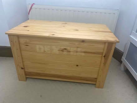 Photo of free Pine storage box / chest (Kendal LA9) #1