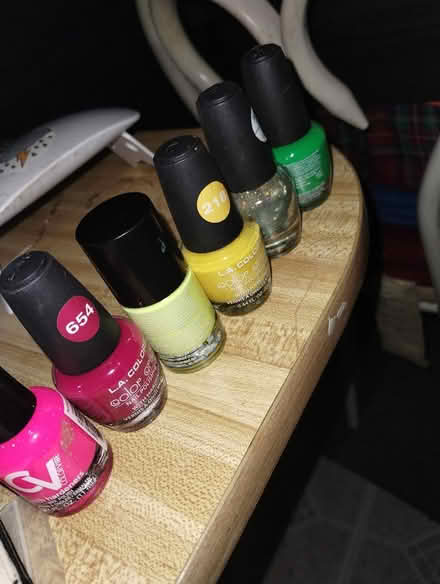 Photo of free Nail Polish, UV light +2 Gel Polish (Lomas & Eubank area) #4