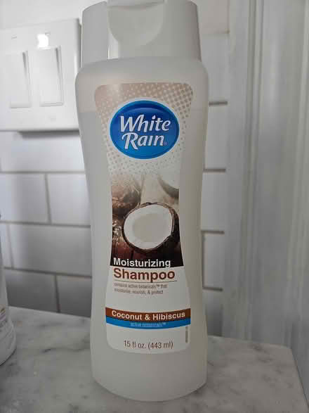 Photo of free shampoo (Roxbury) #1