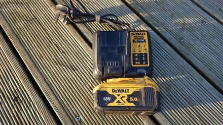 Photo of free Dewalt DCB 107 charger and 5.0ah battery (Tarbrax EH55) #1