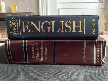 Photo of free Oxford English dictionary (Marsh LA1) #1