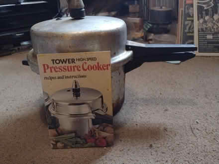 Photo of free pressure cooker (North Tonbridge TN9) #1