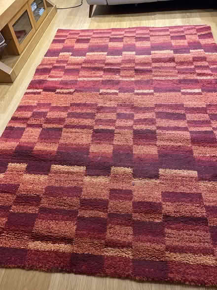 Photo of free Rug (Kempshott) #1