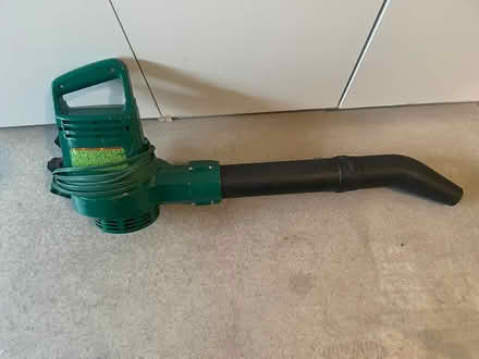 Photo of free Electric leaf blower, hedge trimmer (Vancouver, WA nr I-205 Bridge) #2