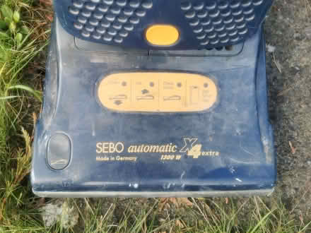 Photo of free Vacuum cleaner (Hanworth RG12) #3