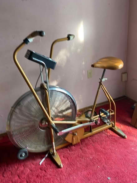 Photo of free Stationary bike (San Lorenzo) #1