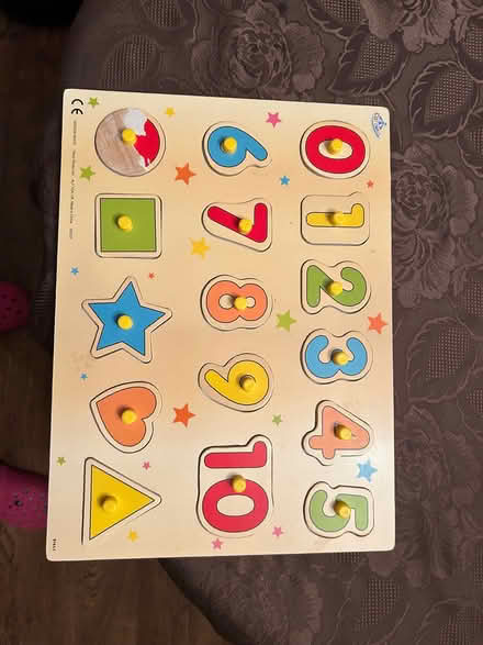 Photo of free Children’s wooden learning puzzle (Yaxley) #1