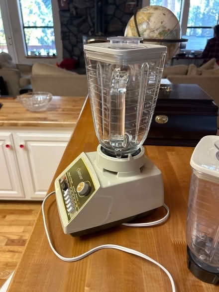 Photo of free Osterizer Blender (Glen park) #2