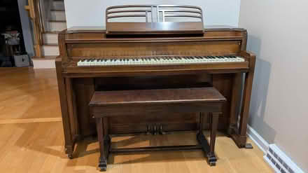 Photo of free Upright piano (53 and Euclid) #1