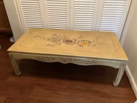 Photo of free coffee table and end tables (odenton) #1