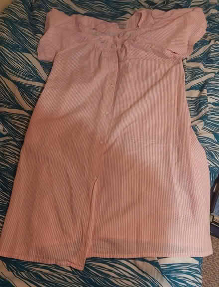 Photo of free Nighty / housecoat (Beaches, Toronto) #1